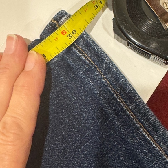 Hudson Byron Straight Leg Jean 31 - Picture 12 of 17